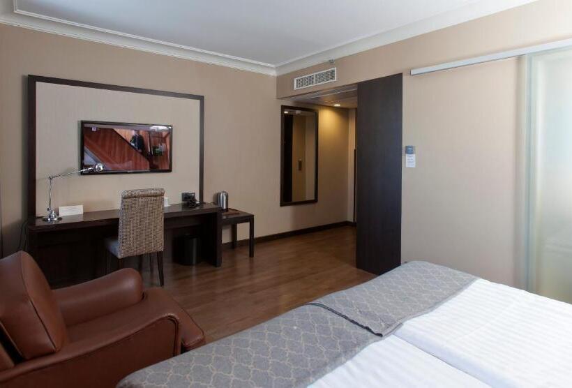 חדר סטנדרט עם מיטת קינג, Holiday Club Saimaan Rauha