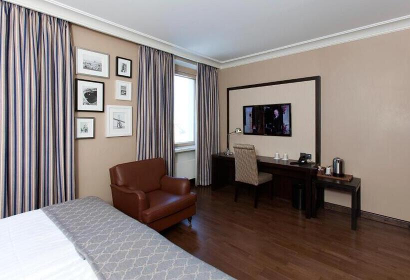 חדר סופריור עם מיטת קינג, Holiday Club Saimaan Rauha