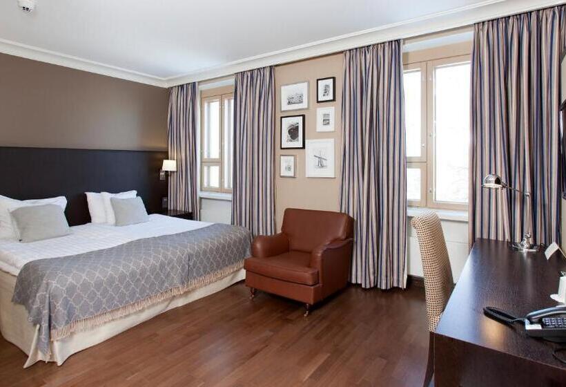 חדר סופריור עם מיטת קינג, Holiday Club Saimaan Rauha