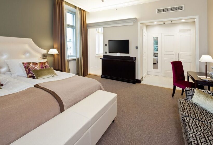 חדר סופריור עם מיטת קינג, Holiday Club Saimaan Rauha