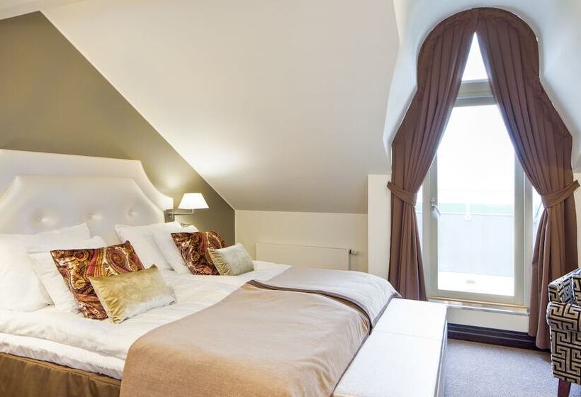 חדר סופריור עם מיטת קינג, Holiday Club Saimaan Rauha