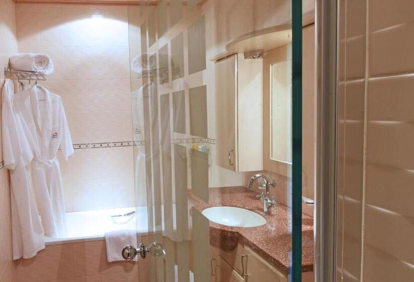 سوییت جونیور, Imperial Resort Beach