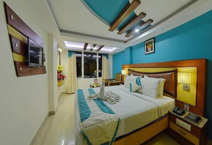 اتاق لوکس, Ponmariresidency