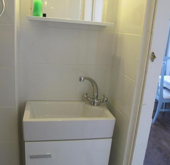 חדר סטנדרט לשלושה, Centar Guesthouse