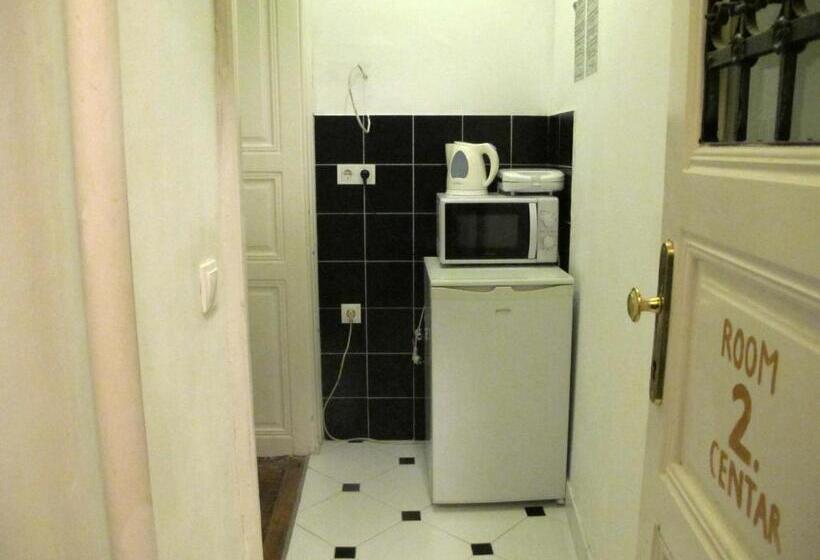 חדר סטנדרט לארבעה, Centar Guesthouse