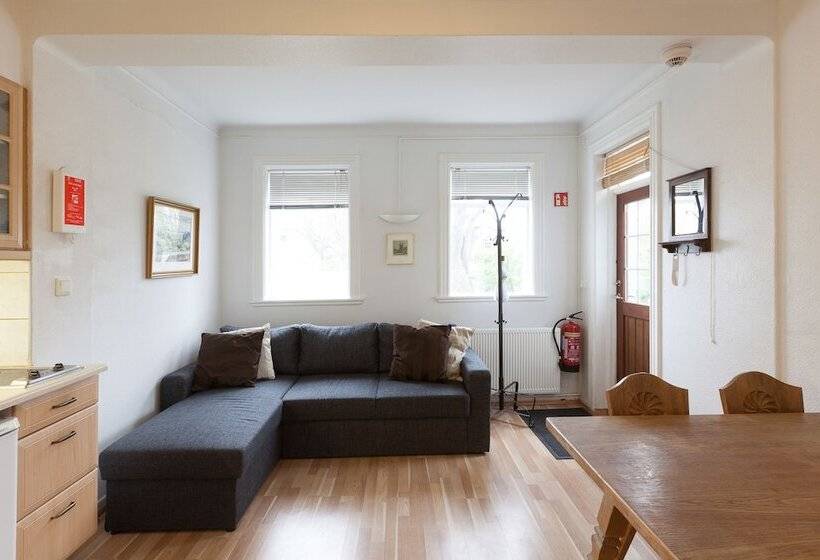 آپارتمان 1 خوابه, Guesthouse Galtafell