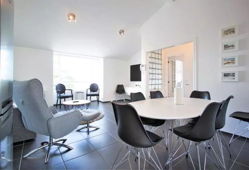 1 Bedroom Penthouse Apartment, Odinn Reykjavik Apartments