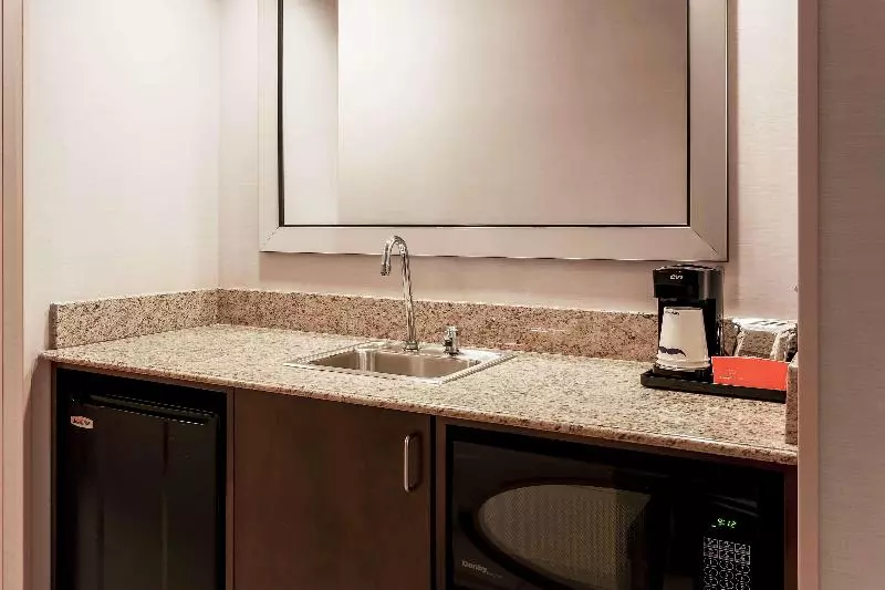 身障者適用スタンダードルーム, Holiday Inn Express Hotel & Suites Lebanon, An Ihg