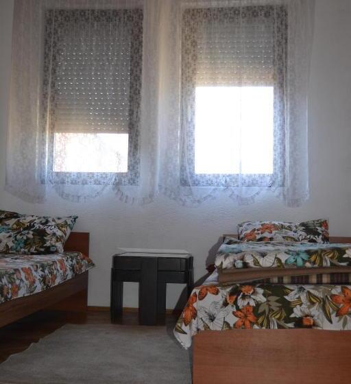 Standard room with outdoor bath, Hostel Valentin