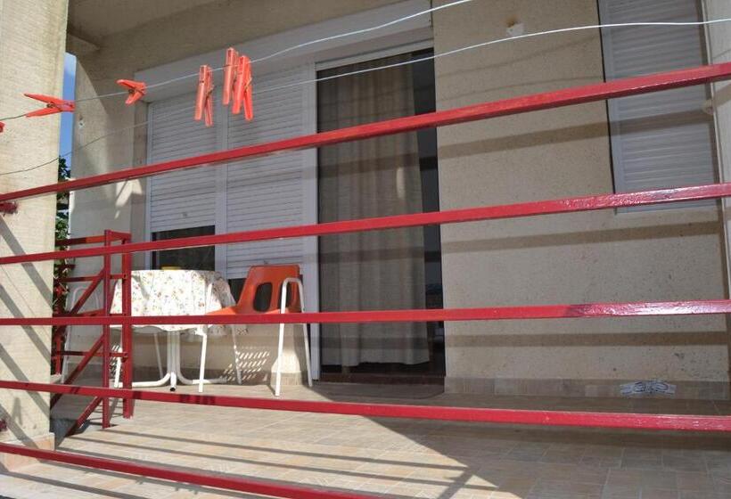 استودیو استاندارد با تراس, Hostel Valentin