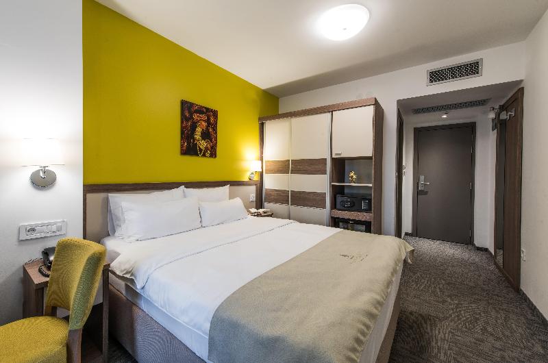 اتاق لوکس, Daiwa Roynet  Kanazawa