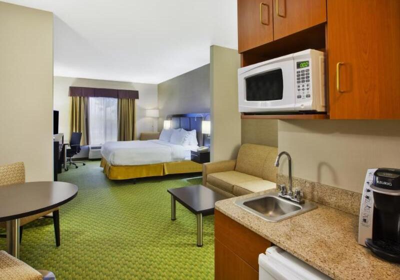 Люкс Кровать Кинг, Holiday Inn Express Hotel & Suites Bryan Montpelier, An Ihg