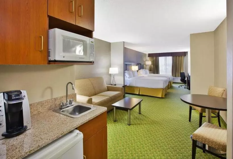 キングサイズベッドのスイートルーム, Holiday Inn Express Hotel & Suites Bryan Montpelier, An Ihg