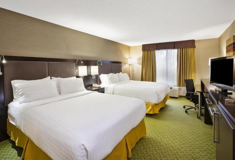 Номер Стандарт Адаптированный для Инвалидов, Holiday Inn Express Hotel & Suites Bryan Montpelier, An Ihg
