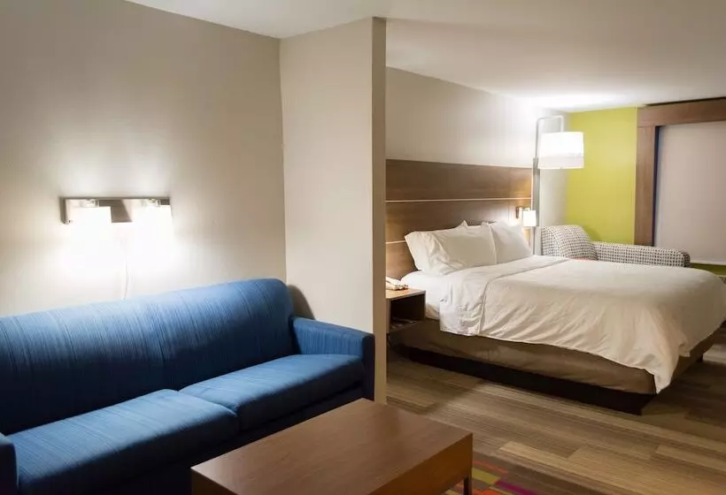 سوییت, Holiday Inn Express Hotel & Suites Muskogee, An Ihg