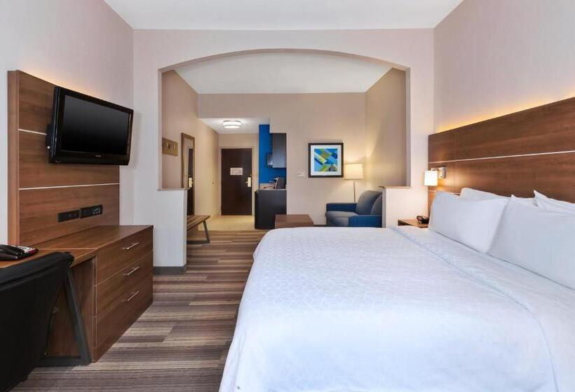 Люкс Кровать Кинг, Holiday Inn Express Hotel & Suites Warminster Horsham, An Ihg