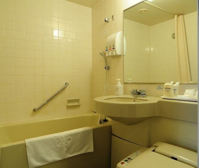 标准间, Fukuoka Toei