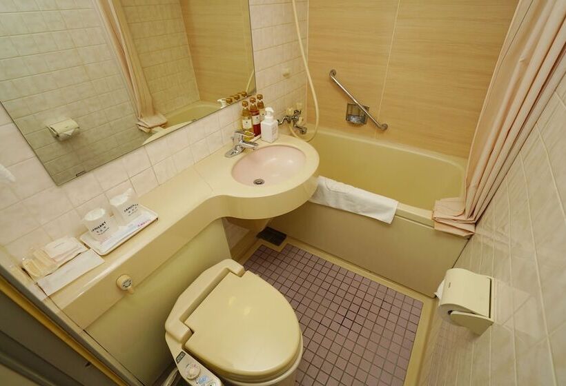 高级大房间, Fukuoka Toei