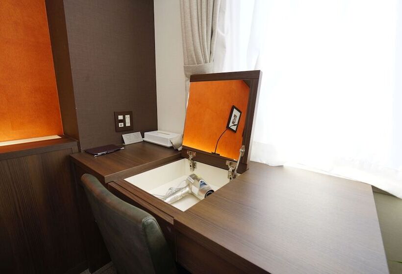 高级大房间, Fukuoka Toei