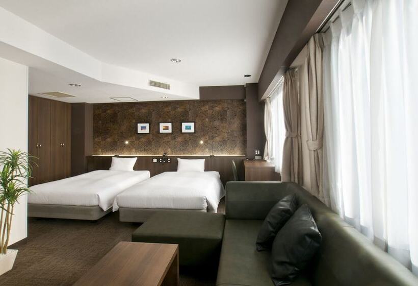 高级大房间, Fukuoka Toei