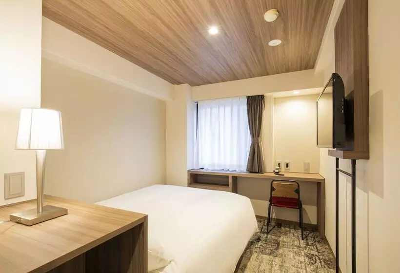 اتاق راحتی یک تخته, Fukuoka Toei