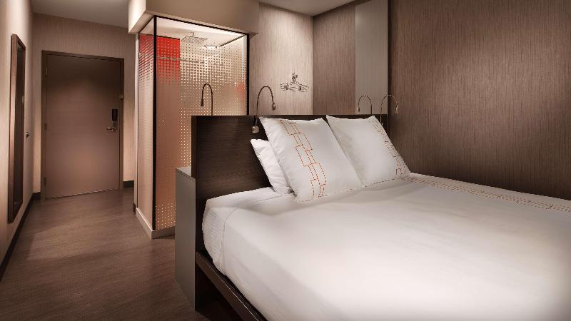 高级大房间, Fukuoka Toei