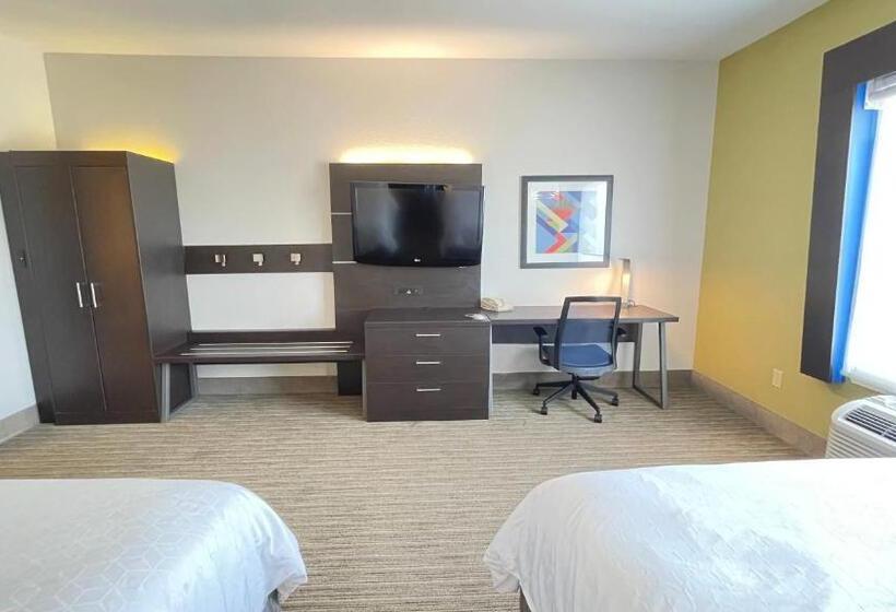 חדר סטנדרט מותאם לאדם עם מוגבלויות, Holiday Inn Express Hotel & Suites Decatur, Tx, An Ihg