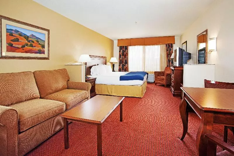 キングサイズベッドのエクゼクティブ, Holiday Inn Express Hotel & Suites Tooele, An Ihg