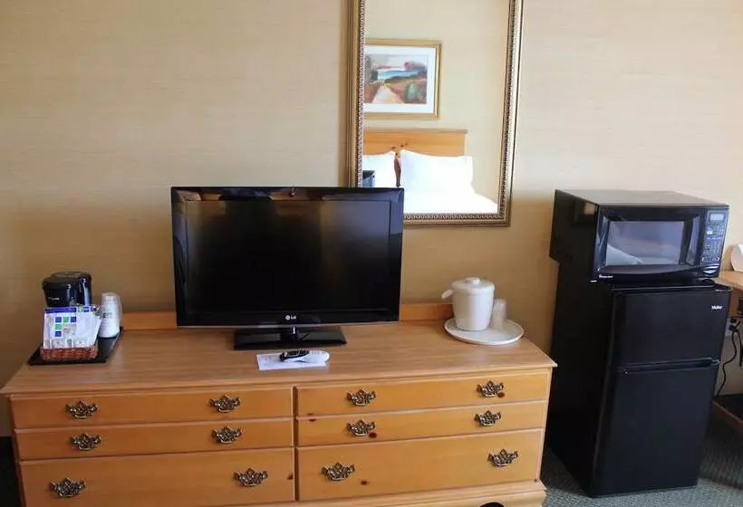 スイート, Holiday Inn Express Hotel & Suites Warrenton, An Ihg