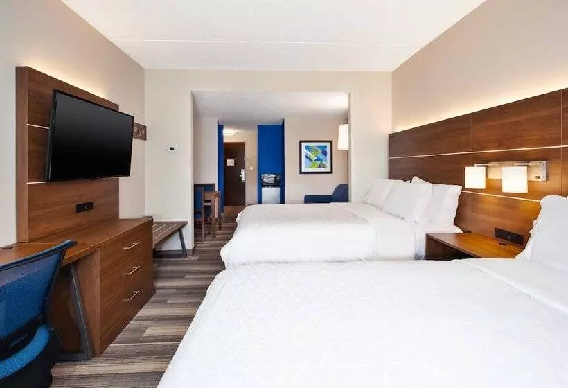 スイート, Holiday Inn Express Hotel & Suites Warrenton, An Ihg