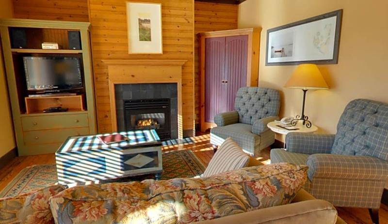 스위트 킹사이즈 침대, Holiday Inn Express Glen Rose, An Ihg