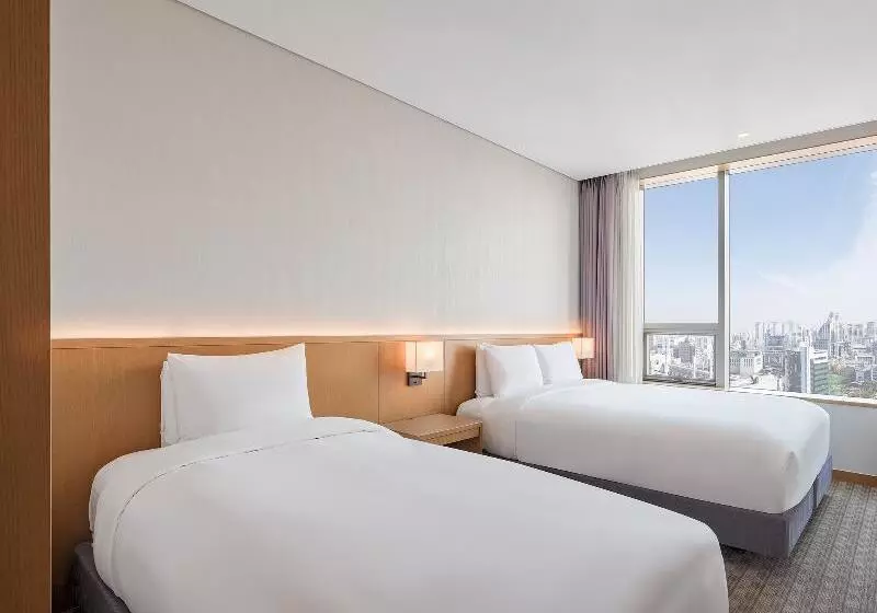 Standard-huone King-vuode, Holiday Inn Express & Suites Cheney, An Ihg
