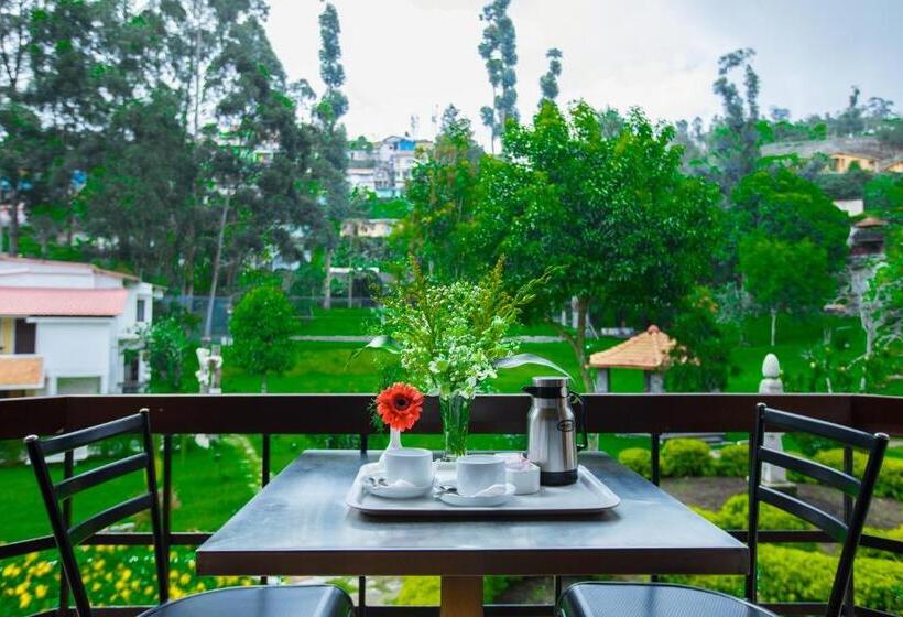 اتاق لوکس, Kodai International