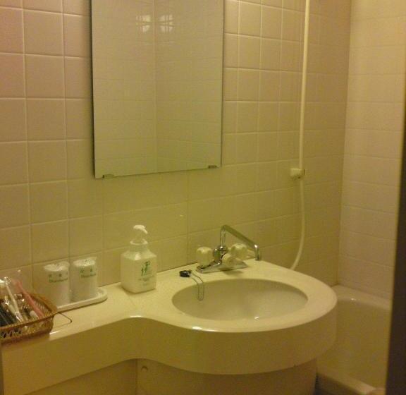 غرفة قياسية, Merveille Arima