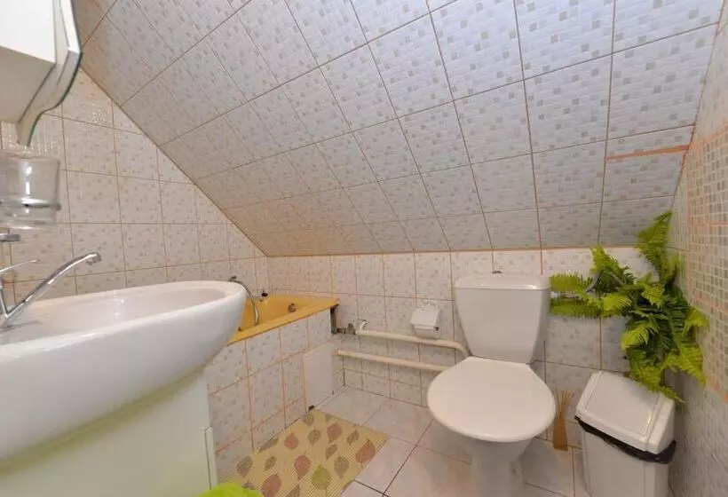 1 Bedroom Penthouse Apartment, Po Kastonu & Spa