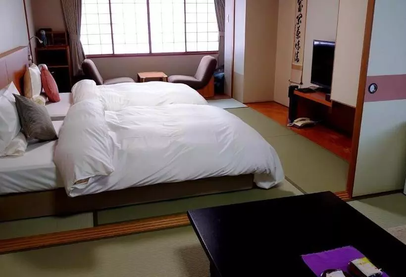 スーペリアの４人部屋, Takinoya Bekkan Tamanoyu