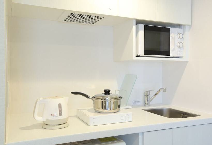 Номер Стандарт, Tokyu Stay Aoyama Premier