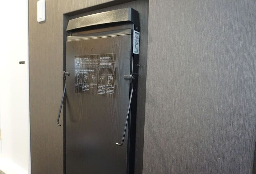 Номер Комфорт, Tokyu Stay Shimbashi  Ginza Area