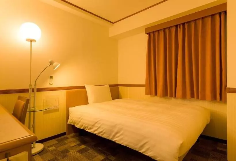 Standard Yhden Hengen Huone, Toyoko Inn Tottorieki Minamiguchi