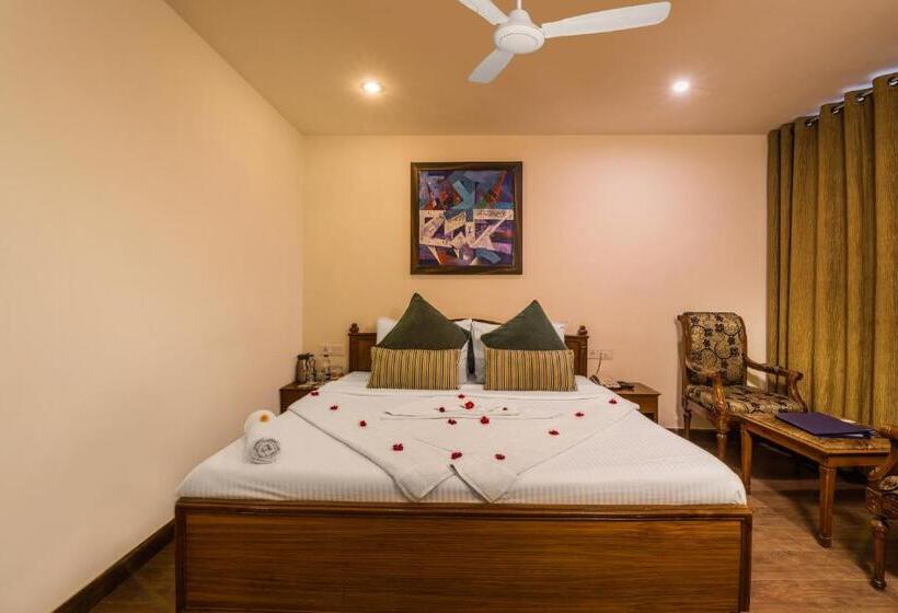 デラックスルーム, Tulip Inn Green Castle Mall Road