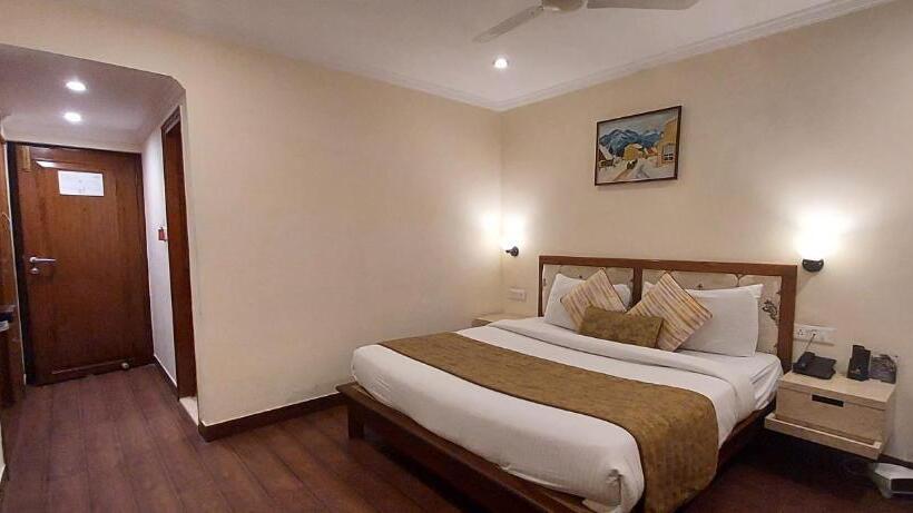 Номер Deluxe, Tulip Inn Green Castle Mall Road