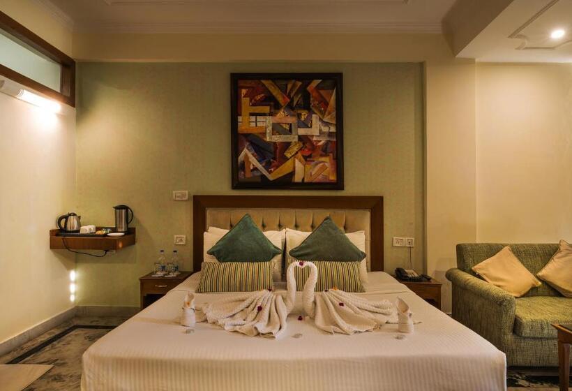 Стандартный Номер Кровать Кинг, Tulip Inn Green Castle Mall Road
