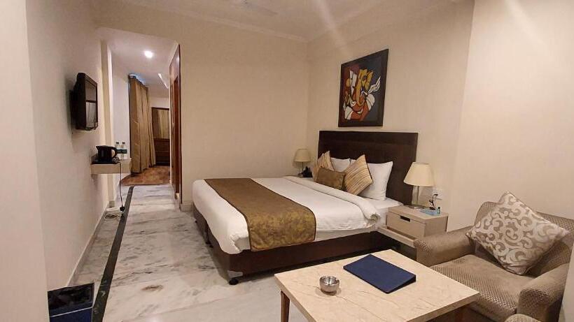 ファミリールーム, Tulip Inn Green Castle Mall Road