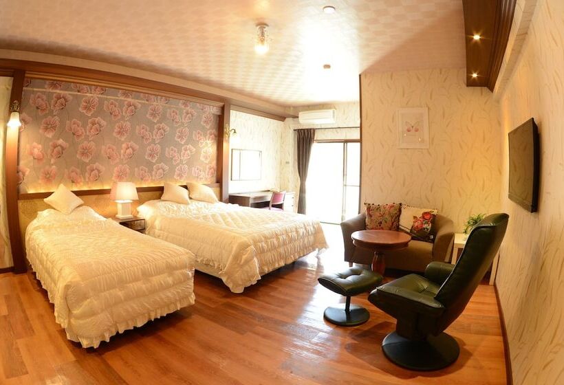 Quarto Superior, Yufuin Besso Shikisai