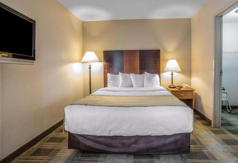 جناح لذوى الاحتياجات الخاصة, Mainstay Suites Casper