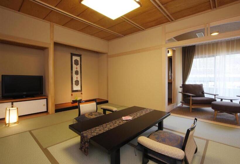 חדר סופריור נוף לנהר, Asaya