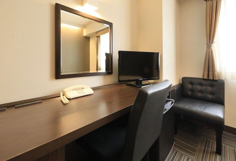 חדר סטנדרט יחיד, Atsugi Urban