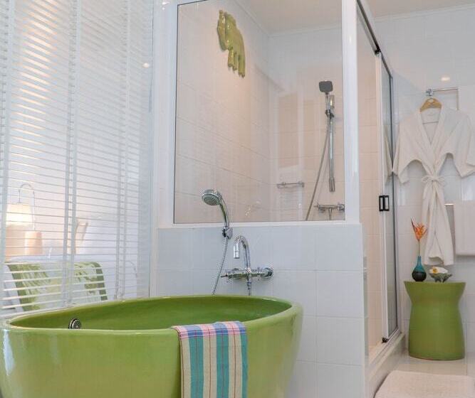 Quarto deluxe, Cera Resort @ Cha Am