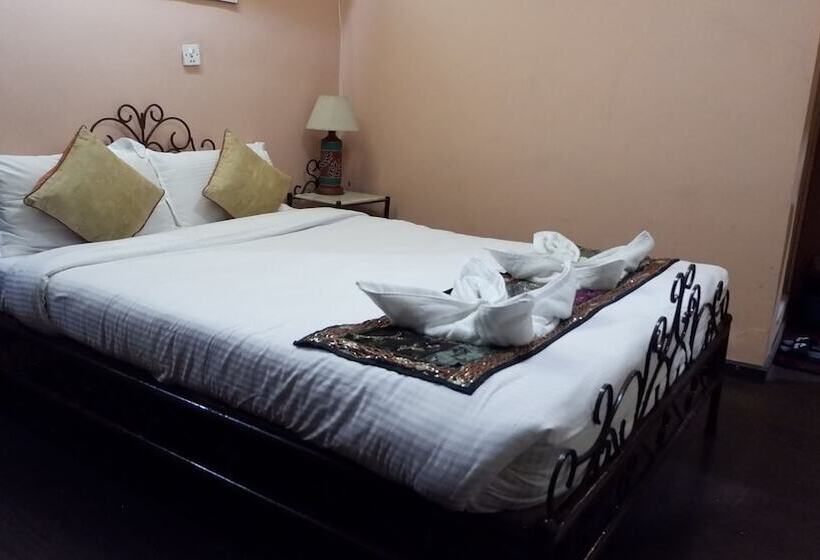 اتاق لوکس, Cosy