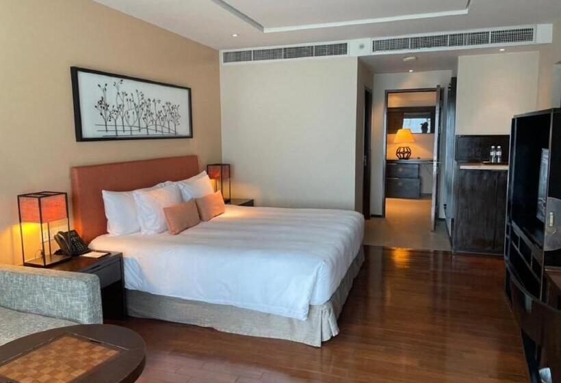 סוויטה, Phuket Panwa Beachfront Resort